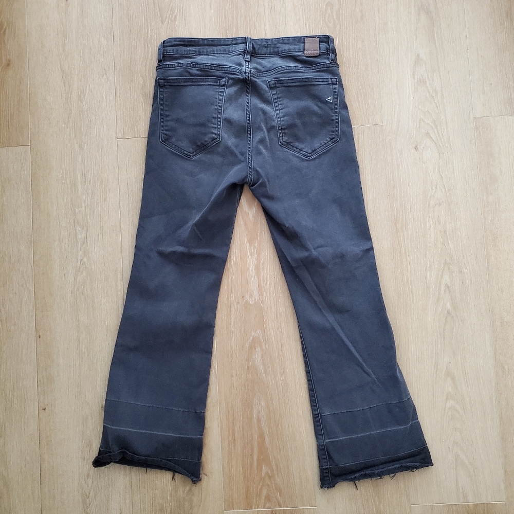 Hidden Jeans | Flare Crop Jeans 29